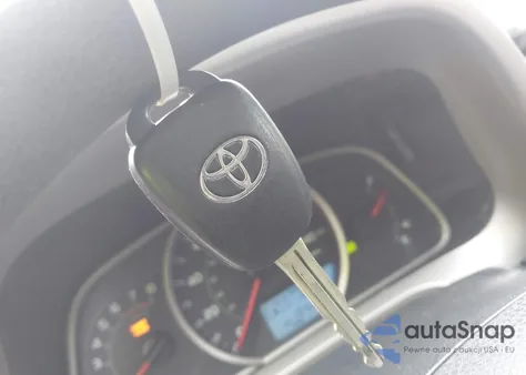 2013 Toyota Rav4 Le from USA, damaged, VIN 2T3BFREV8DW067382